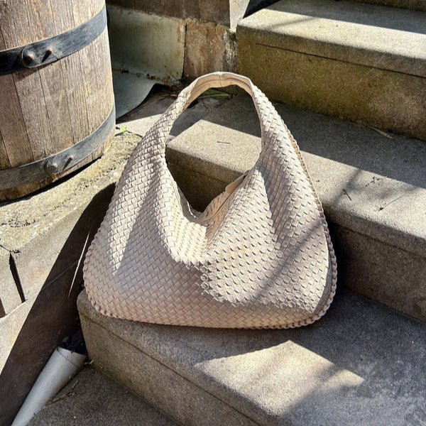 Bolso de Cuero con Textura Trenzada para Dama