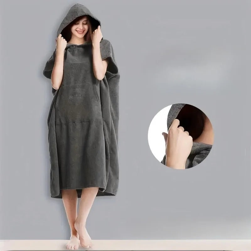 Vestido playero tipo poncho de silueta fluida para mujer