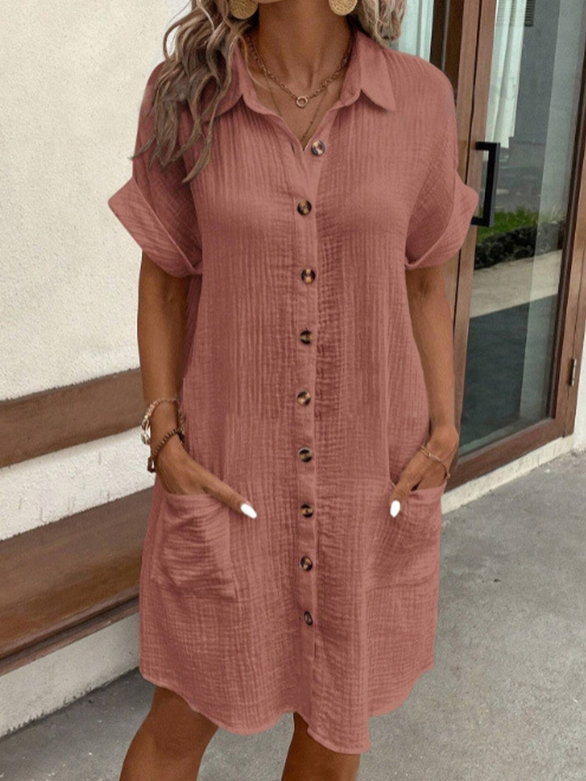 Vestido tipo camisero de algodón con abotonadura frontal para mujer