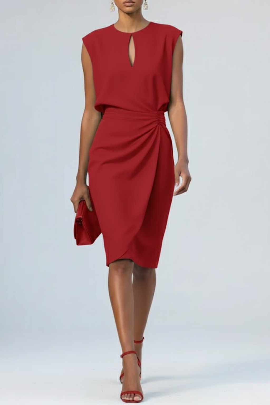 Vestido midi fluido con abertura en el escote y detalle de vuelos