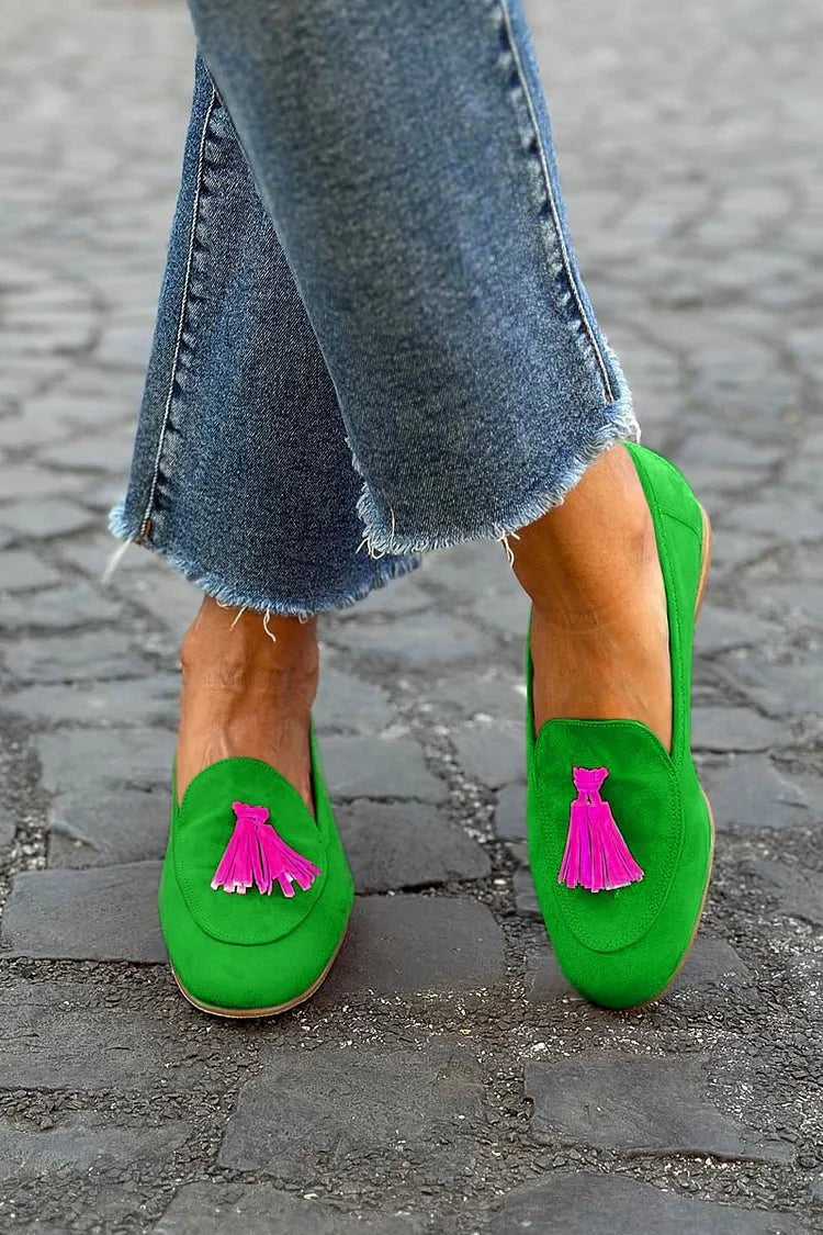 Mocasines casuales de gamuza con borlas frontales para mujer