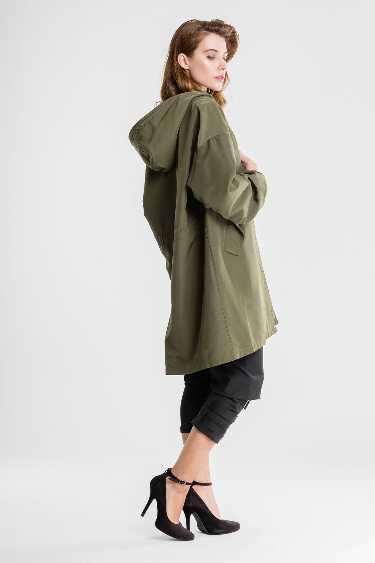 Chaqueta Larga Casual para Mujer con Capucha y Botonadura Frontal