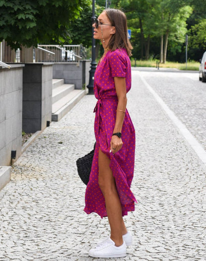 Vestido Envolvente Midi de Algodón con Diseño Floral y Cinta Ajustable