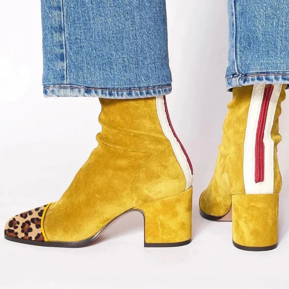 Botas de Caña Alta en Gamuza con Tacón Ancho y Puntera Cuadrada para Mujer