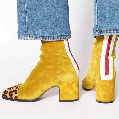 Botas de Caña Alta en Gamuza con Tacón Ancho y Puntera Cuadrada para Mujer