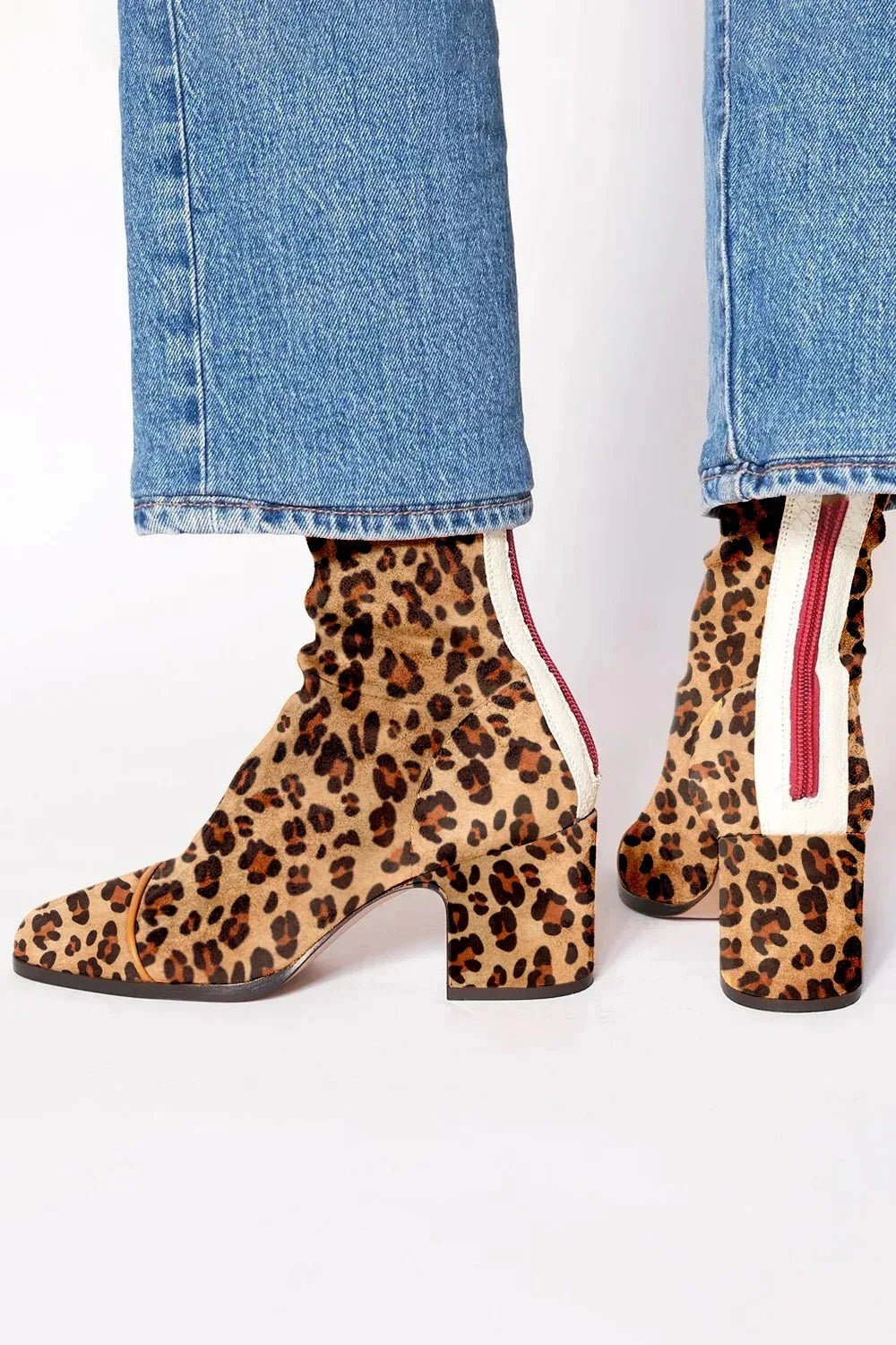 Botas de Caña Alta en Gamuza con Tacón Ancho y Puntera Cuadrada para Mujer