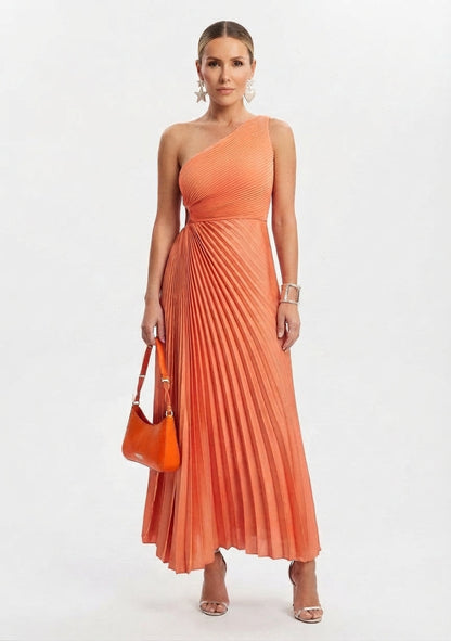 Vestido largo asimétrico con falda plisada para eventos de mujer