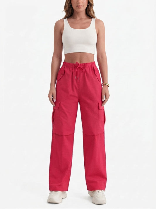 Pantalón cargo de mujer de corte holgado con cintura ajustable